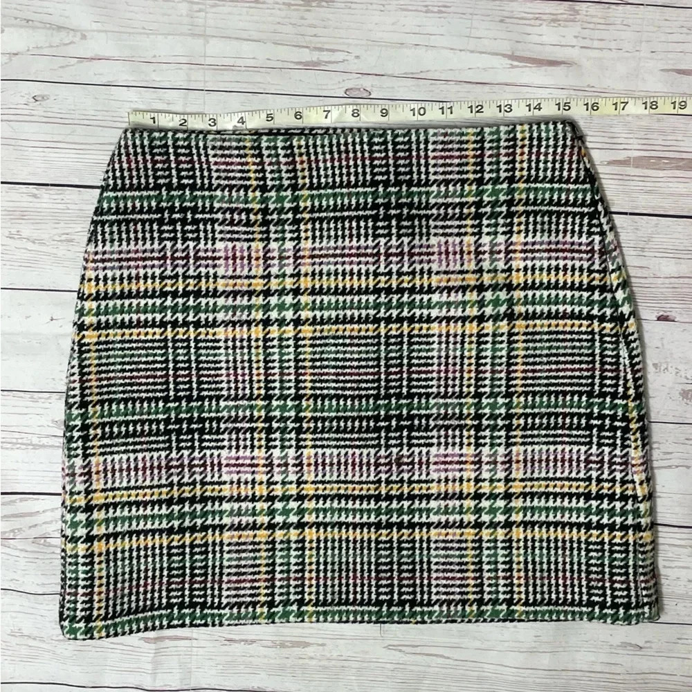 LOFT Plaid Wool Blend Mini Skirt Dark Academia Preppy Twee 8P Green Multi - Picture 2 of 8